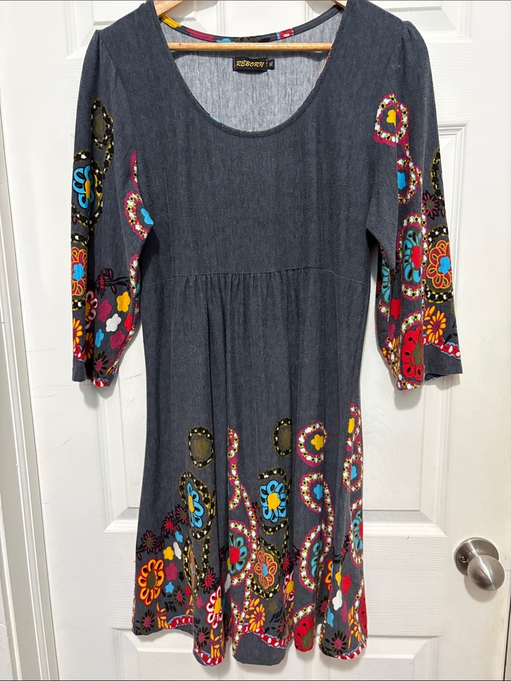 Reborn Charcoal Scoop-Neck 3/4 Sleeve Dress with Multicolour Boho Floral Accent